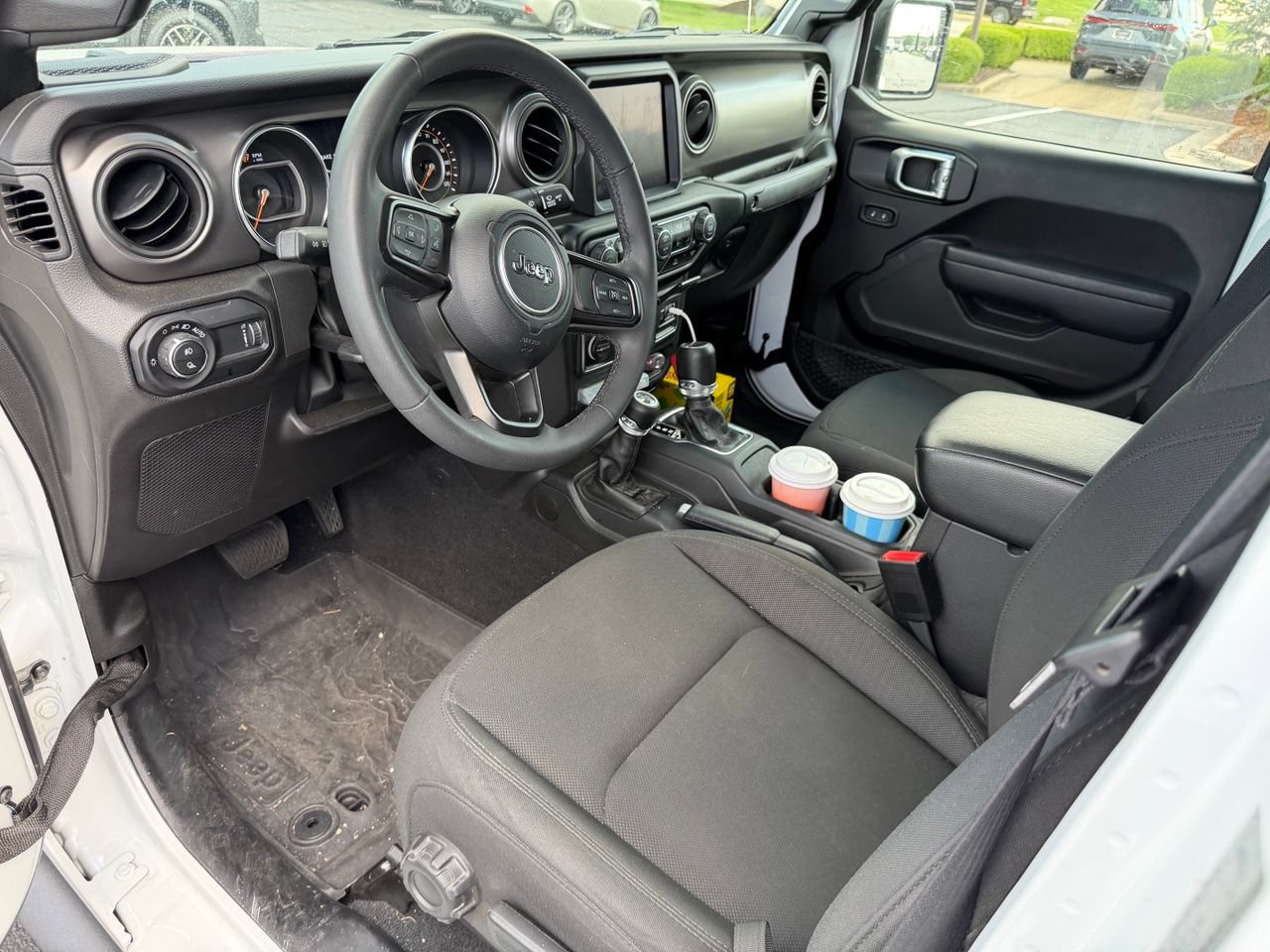 Used 2023 Jeep Gladiator Sport AWD/4WD image 7