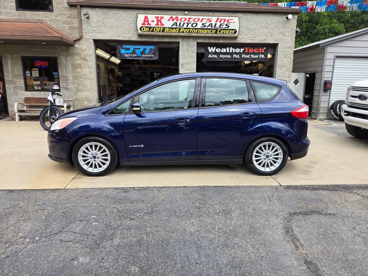 Used 2016 Ford C-MAX SE w/ Interior Protection Package FWD image 4
