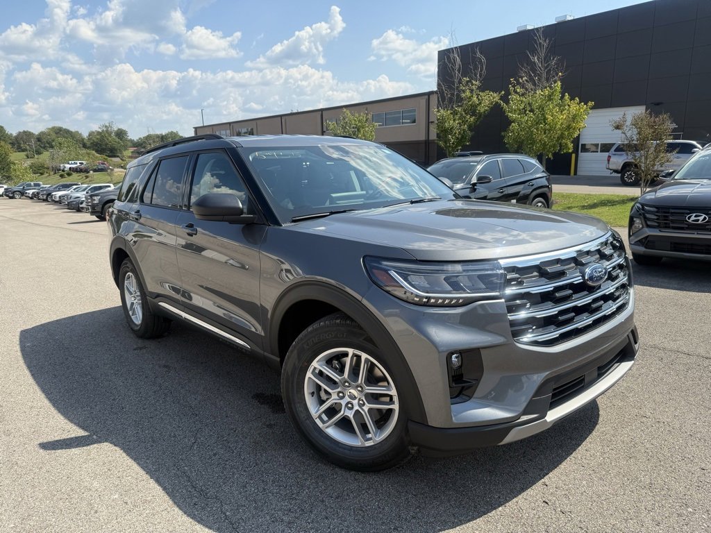 New 2025 Ford Explorer Active