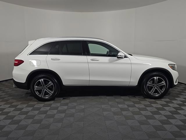 Used 2017 Mercedes-Benz GLC 300 4MATIC image 8