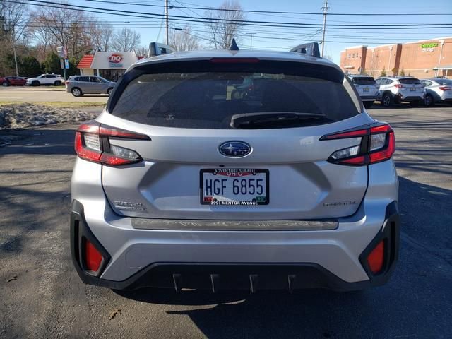 Used 2024 Subaru Crosstrek 2.0i Premium image 4