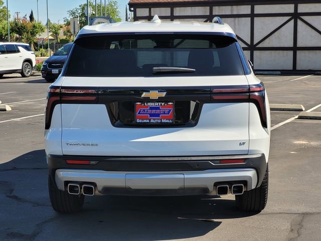 Used 2024 Chevrolet Traverse LT FWD image 6