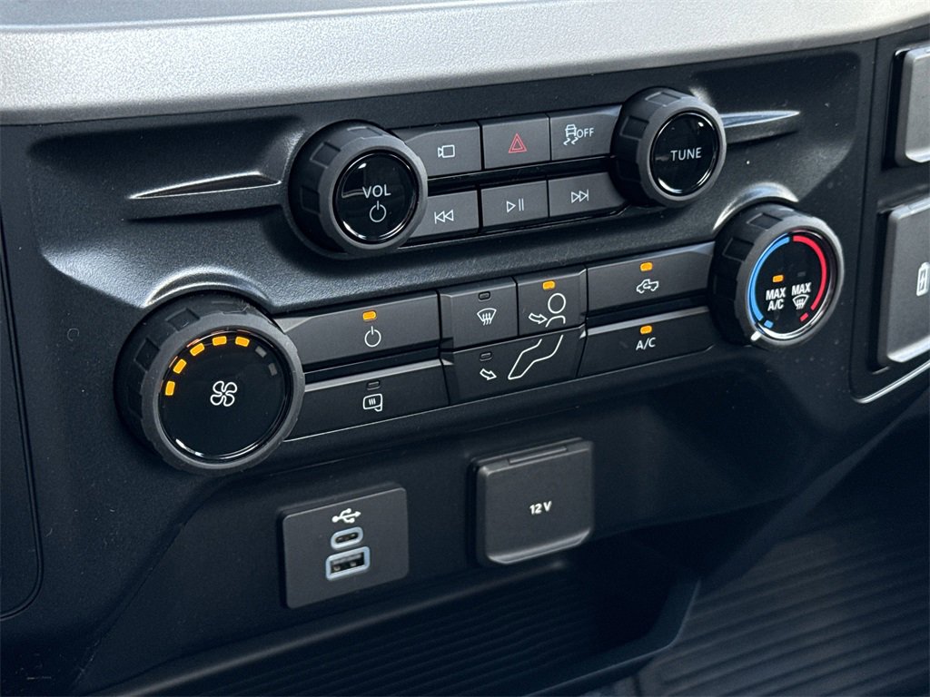 New 2025 Ford F350 XL w/ 360-Degree Camera Package image 21