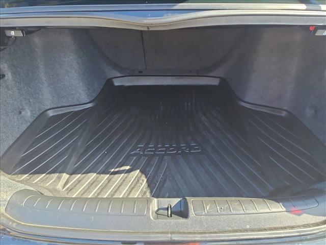 Used 2019 Honda Accord EX image 6