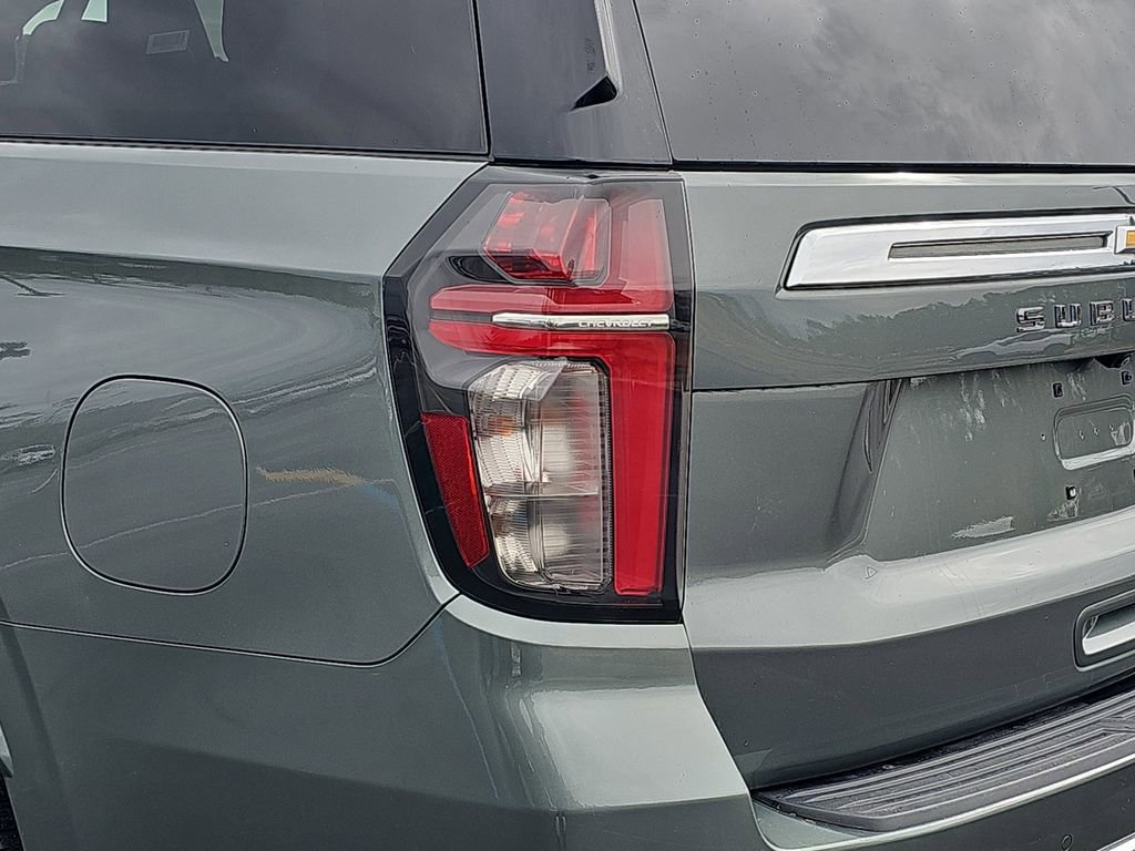 Used 2023 Chevrolet Suburban Premier image 38