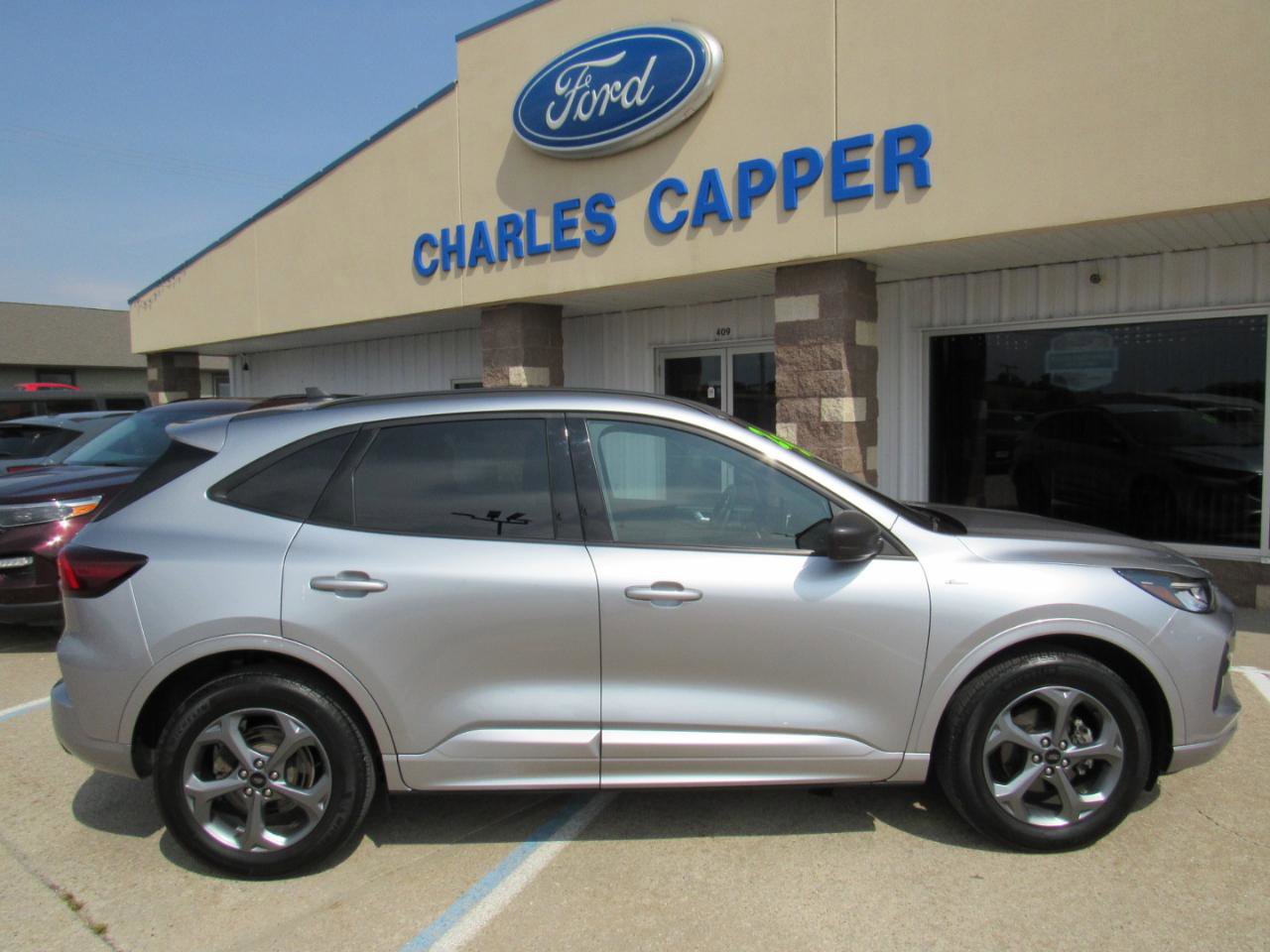 Used 2023 Ford Escape ST-Line w/ Tech Pack #1 AWD/4WD image 4
