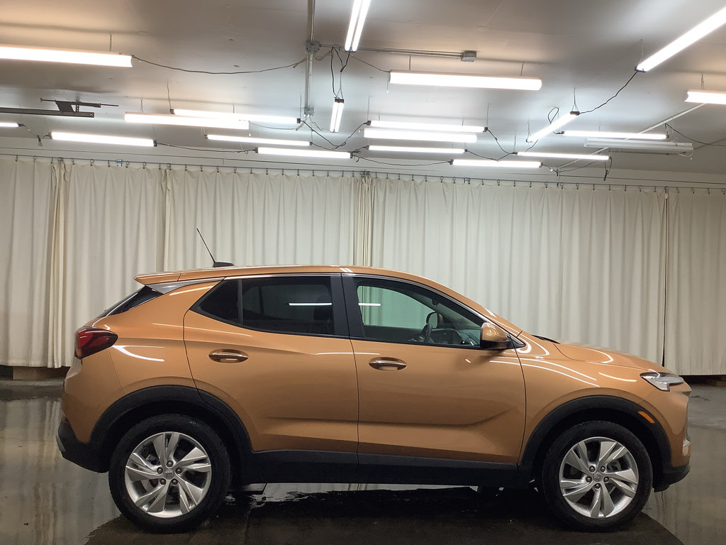 Used 2025 Buick Encore GX Preferred w/ Comfort Package FWD image 4