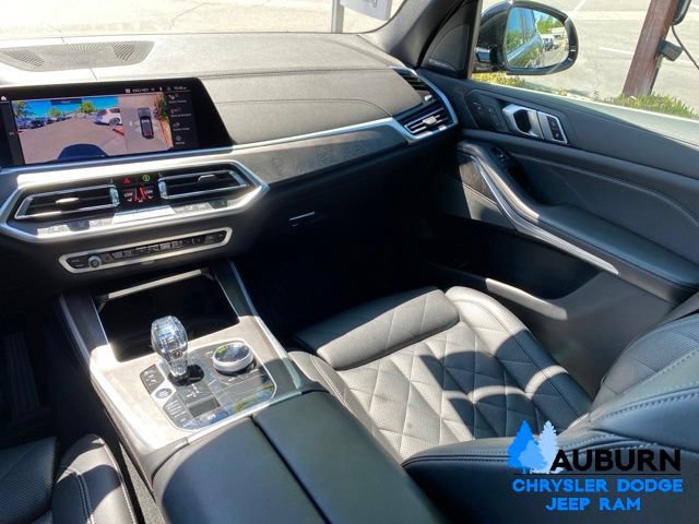 Used 2023 BMW X5 xDrive40i w/ Luxury Seating Package AWD/4WD image 31