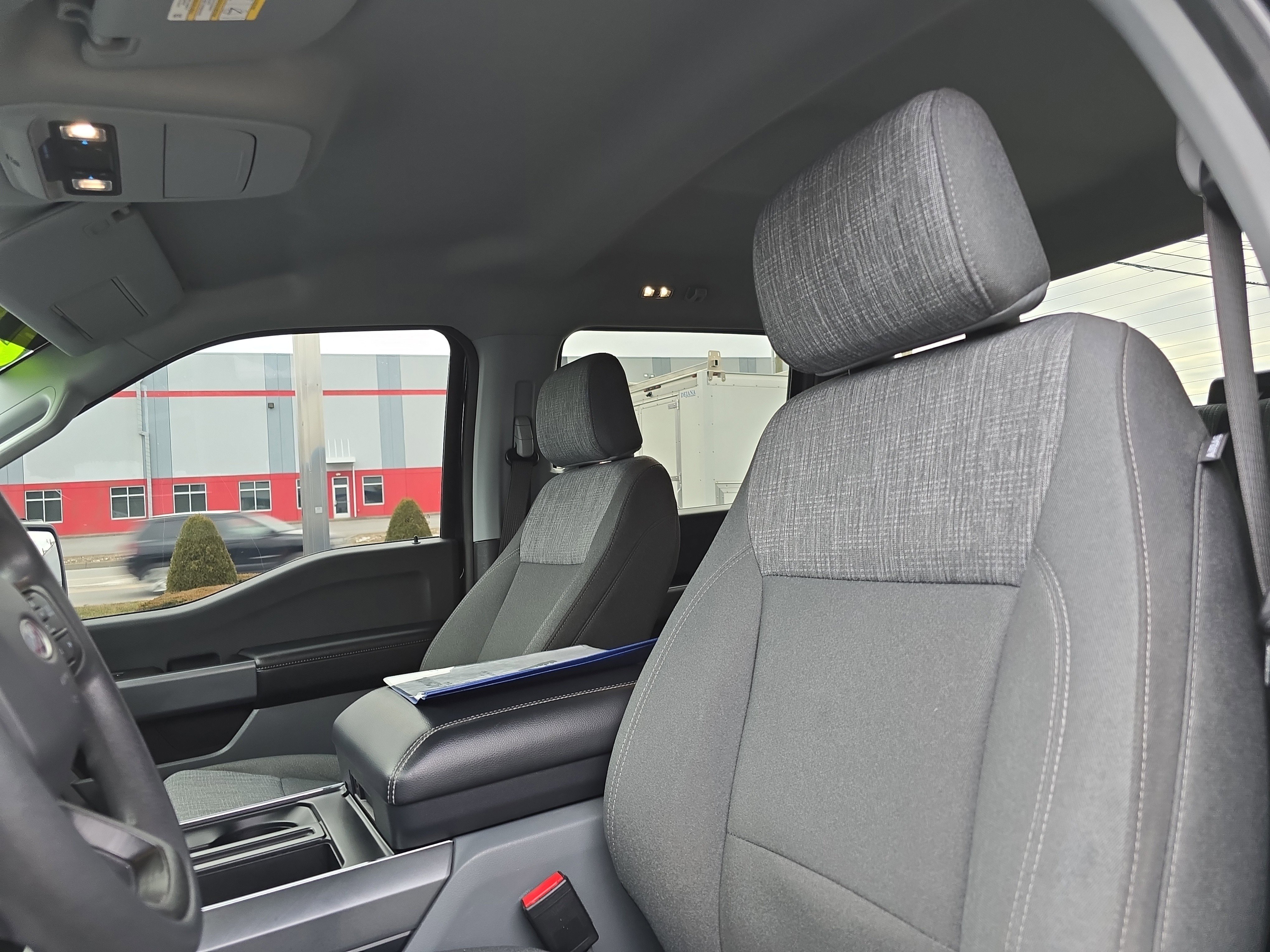 Used 2022 Ford F150 XLT image 12