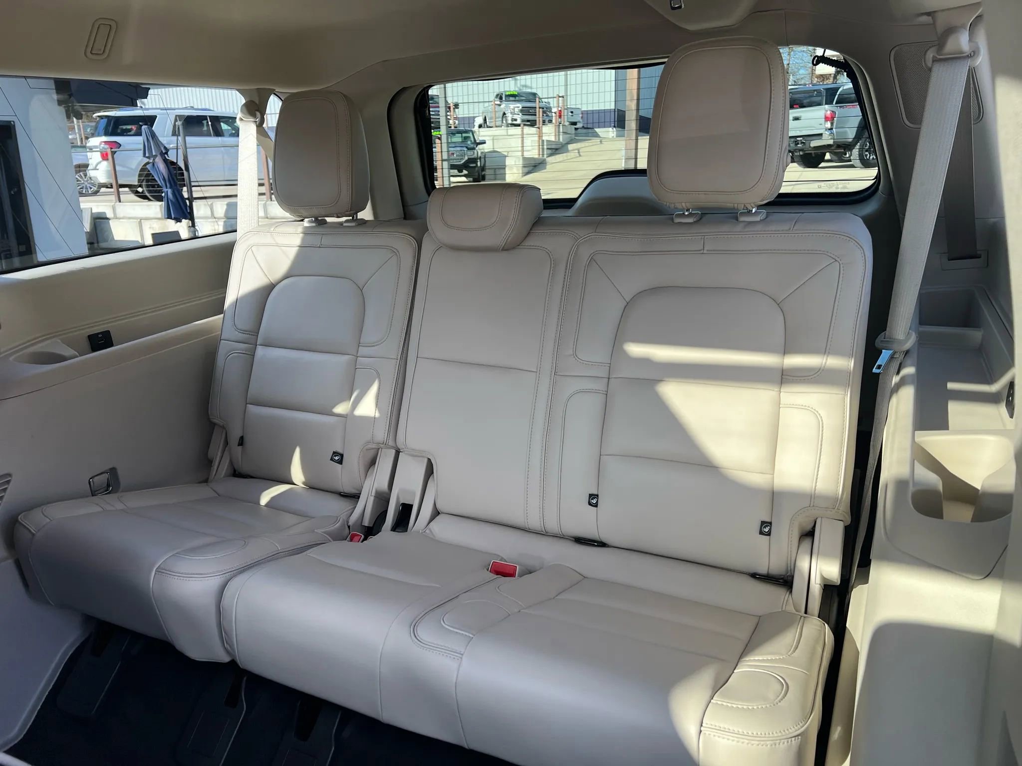 Used 2019 Lincoln Navigator L Reserve w/ Cargo Package image 42
