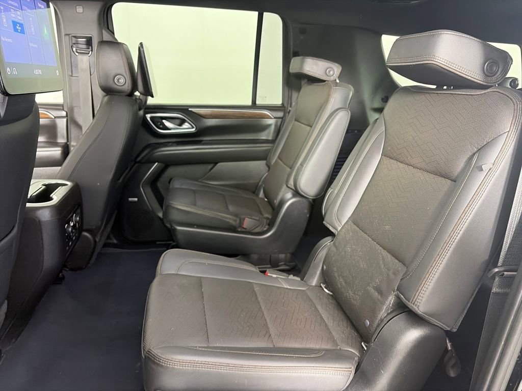 Used 2021 Chevrolet Suburban High Country AWD/4WD image 13