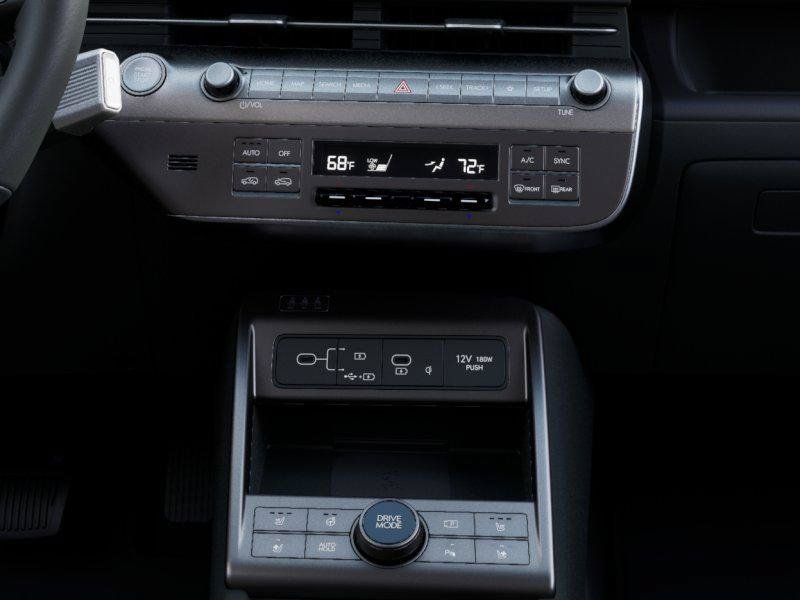 New 2027 Hyundai Kona Limited FWD image 16