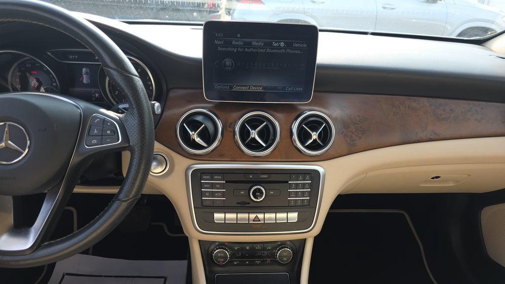 Used 2019 Mercedes-Benz GLA 250 image 25