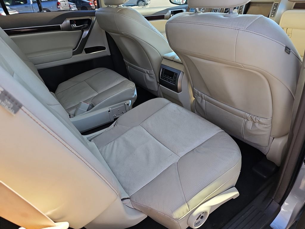 Used 2017 Lexus GX 460 image 14