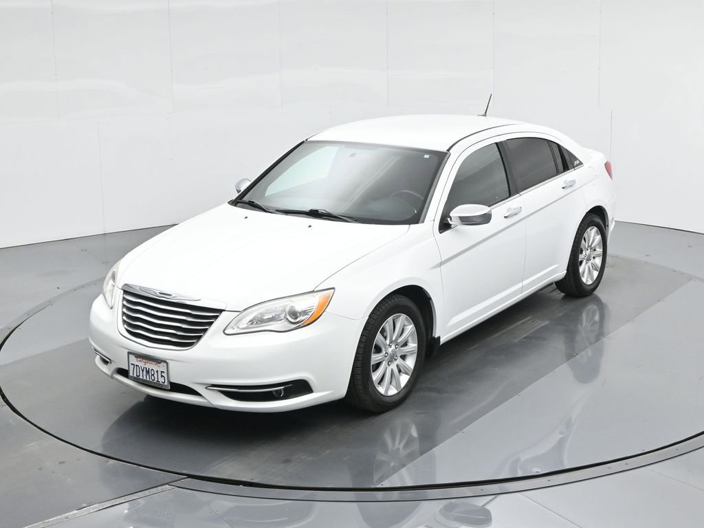 Used 2014 Chrysler 200 Limited image 37