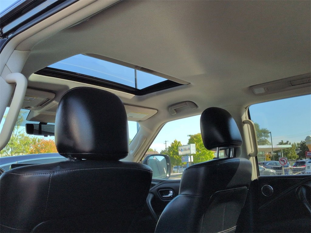 Used 2022 INFINITI QX80 Luxe image 18