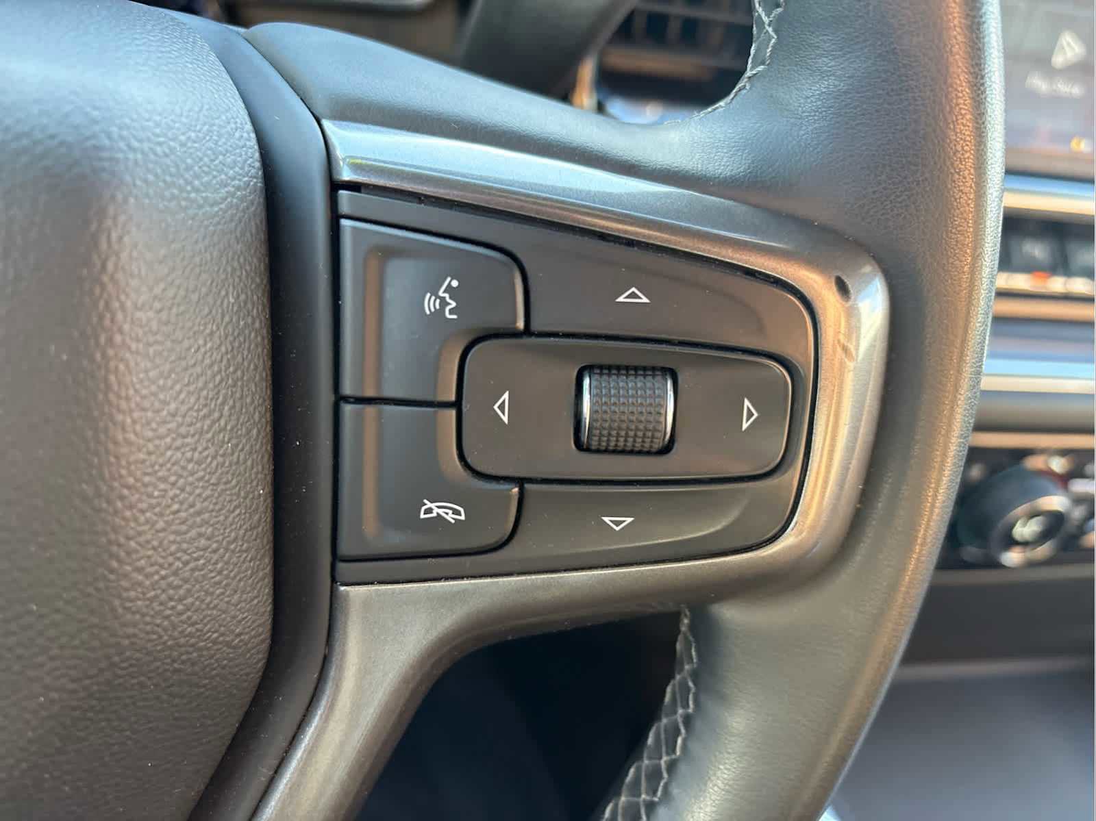 Used 2024 Chevrolet Silverado 3500 High Country w/ High Country Premium Package image 26