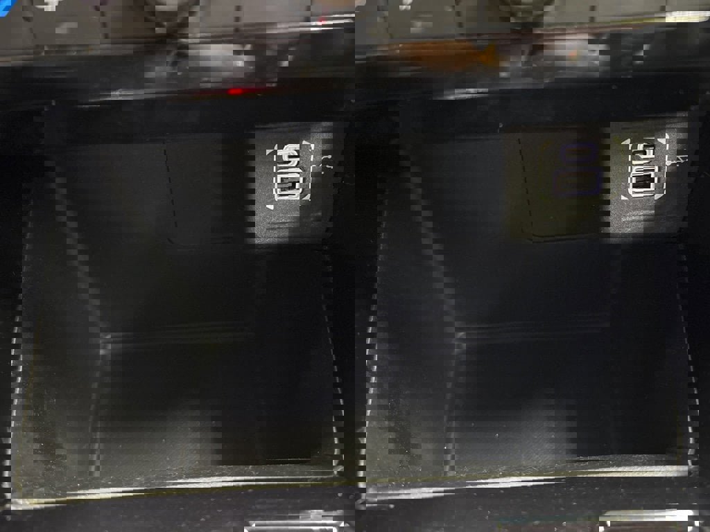 Used 2022 Jeep Compass Limited image 34