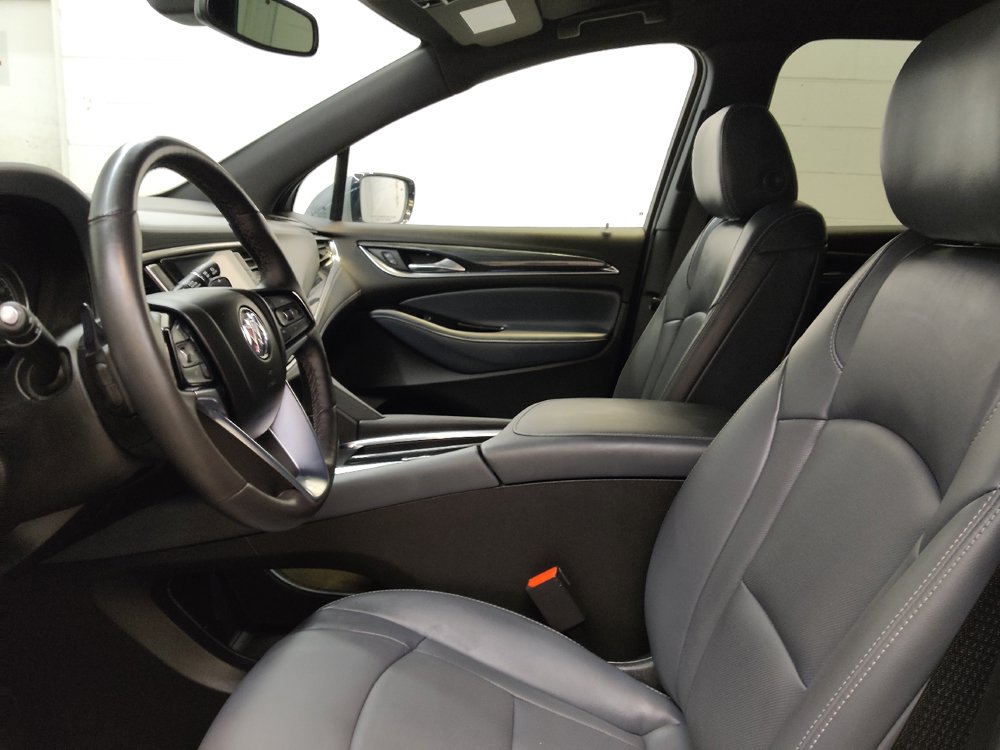 Used 2023 Buick Enclave Essence FWD image 17