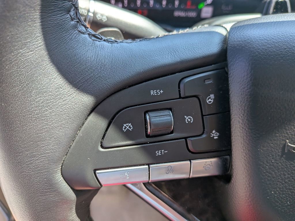 Certified 2024 Cadillac Escalade ESV Premium Luxury image 15