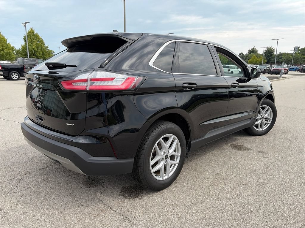 Used 2024 Ford Edge SEL w/ Convenience Package AWD/4WD image 7