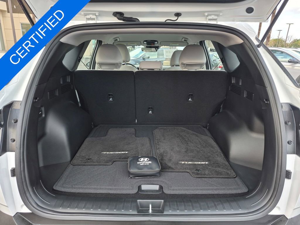 Used 2025 Hyundai Tucson SE image 21