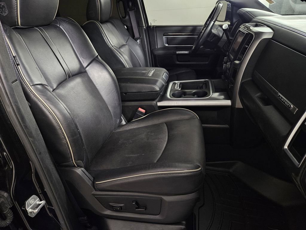 Used 2016 RAM 2500 Limited AWD/4WD image 32