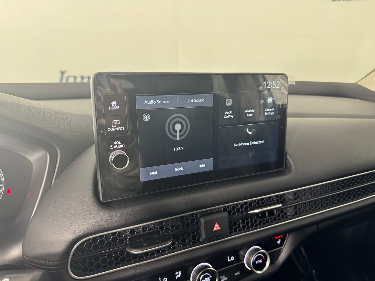 Used 2026 Honda HR-V EX-L image 17