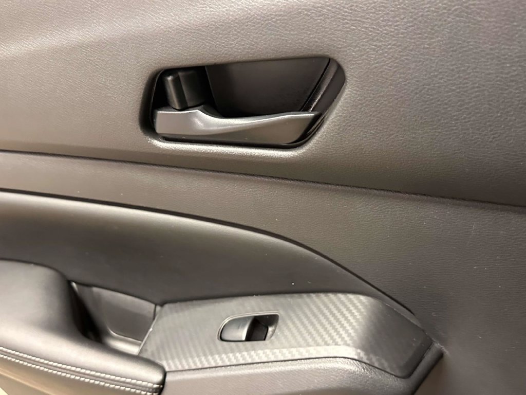 Used 2025 Nissan Altima 2.5 SV FWD image 19