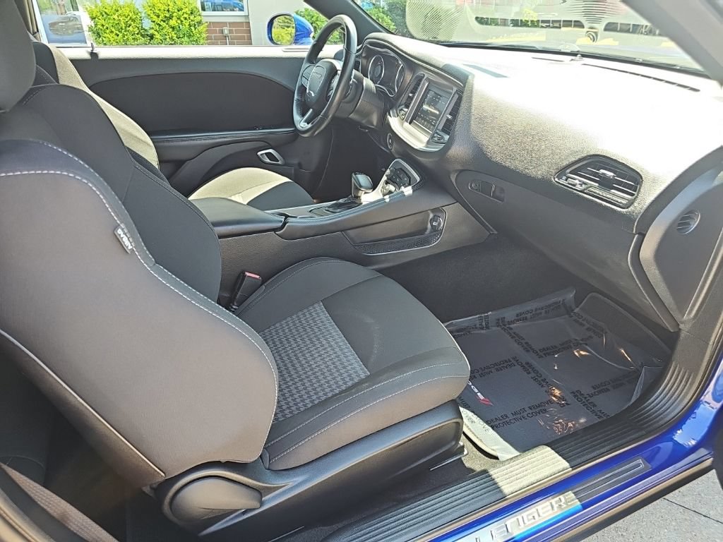 Certified 2022 Dodge Challenger GT RWD image 24