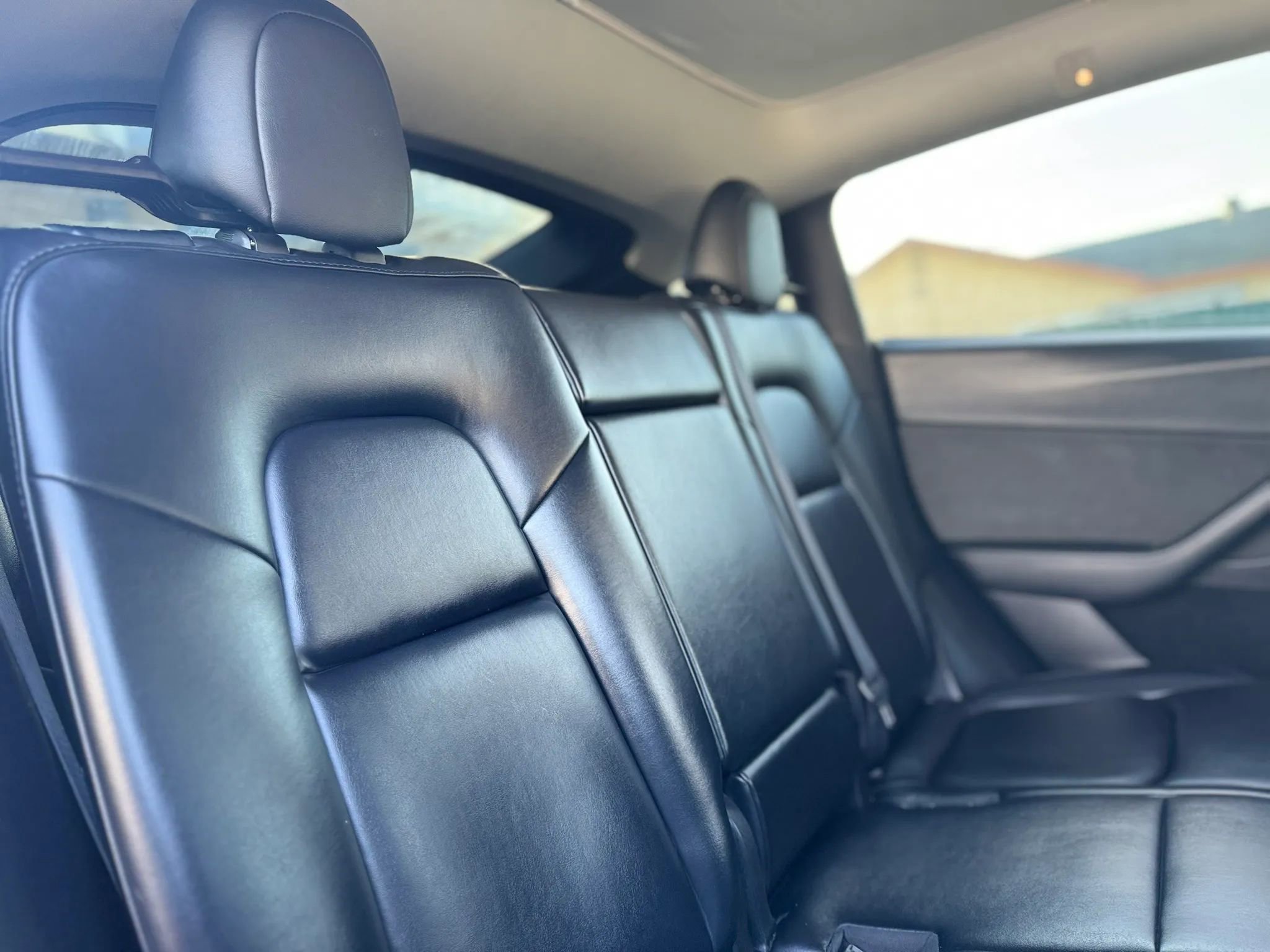 Used 2023 Tesla Model Y Long Range image 21