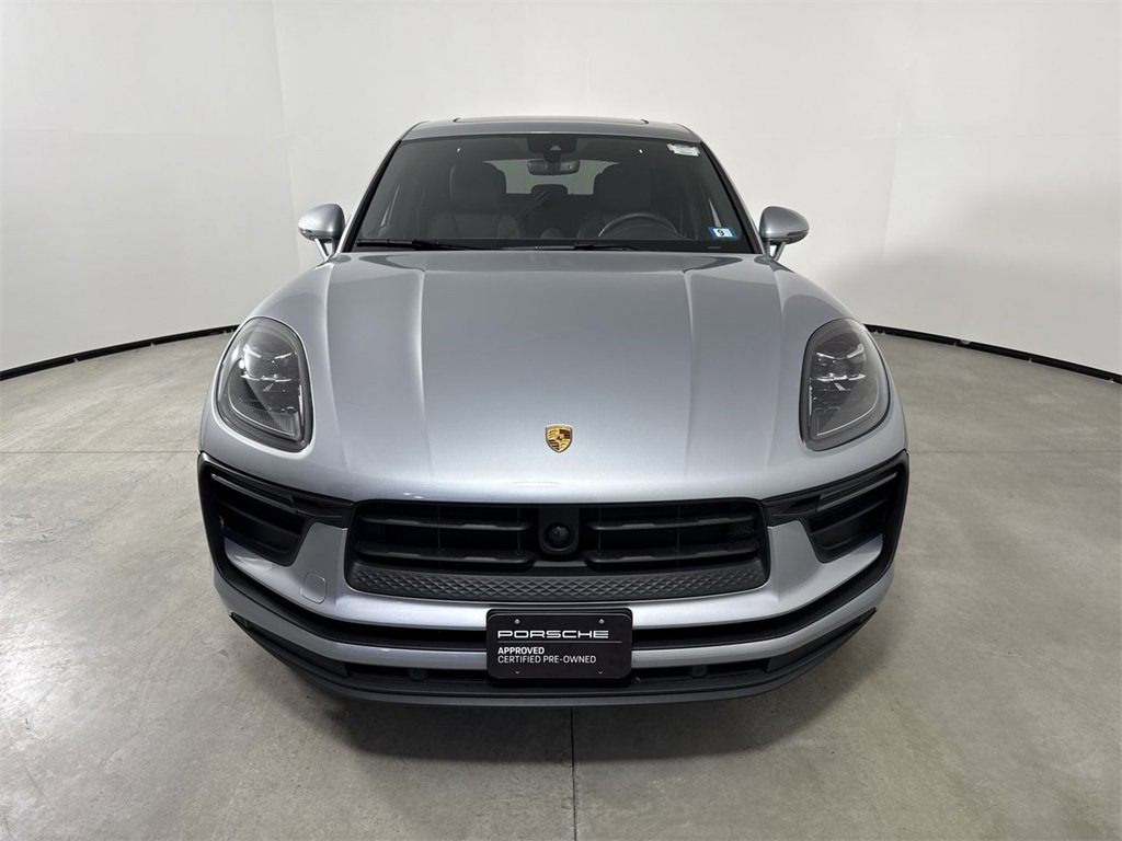 Used 2025 Porsche Macan image 10