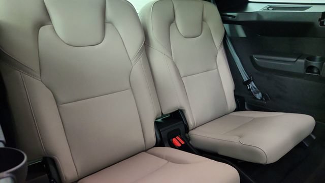 Used 2027 Volvo XC90 B6 Plus AWD/4WD image 35