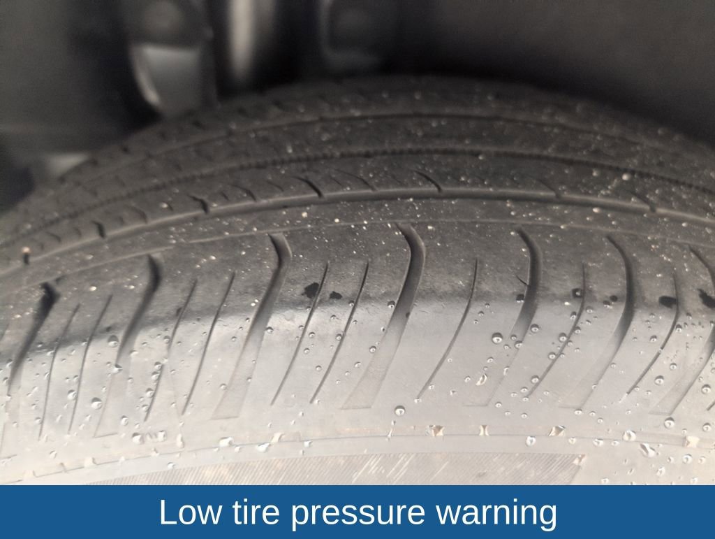 Used 2022 Ford Escape S image 19