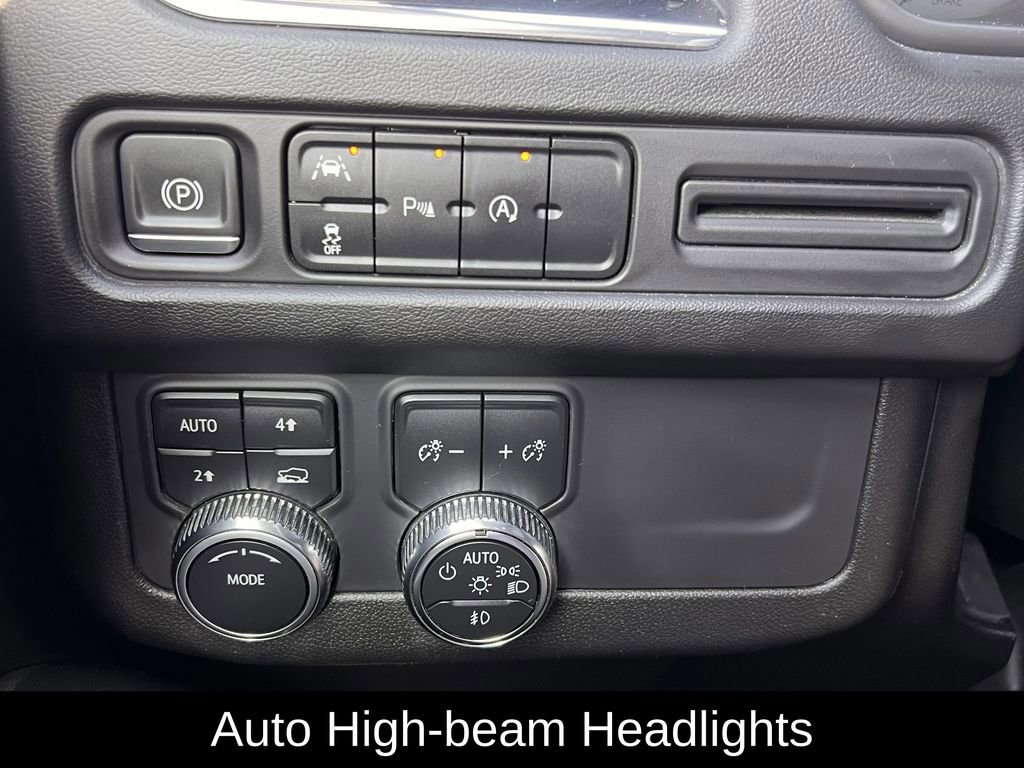 Used 2023 GMC Yukon SLT image 26