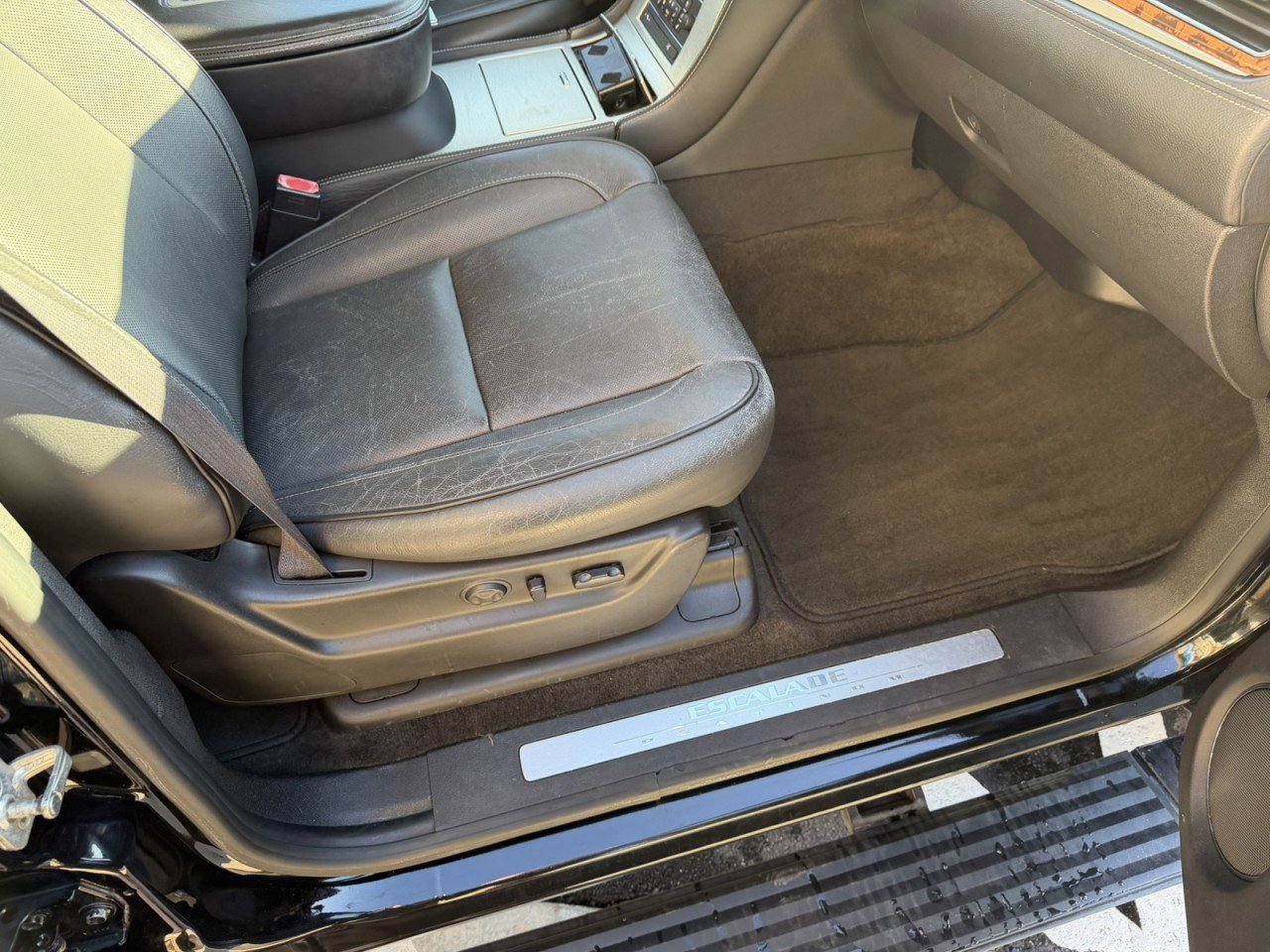 Used 2012 Cadillac Escalade ESV Platinum image 20