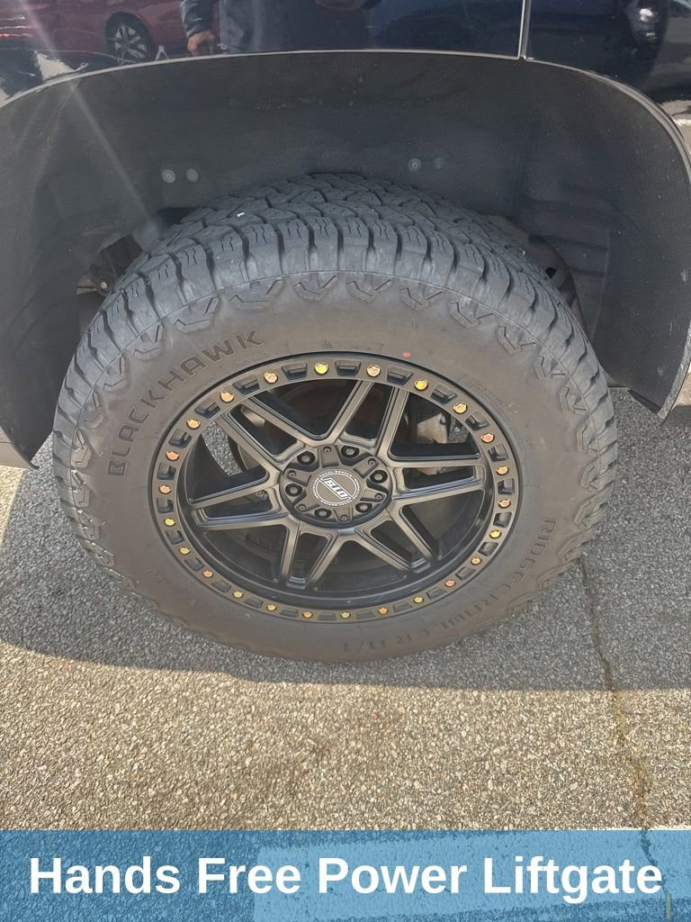 Used 2016 GMC Yukon SLT w/ Open Road Package image 15