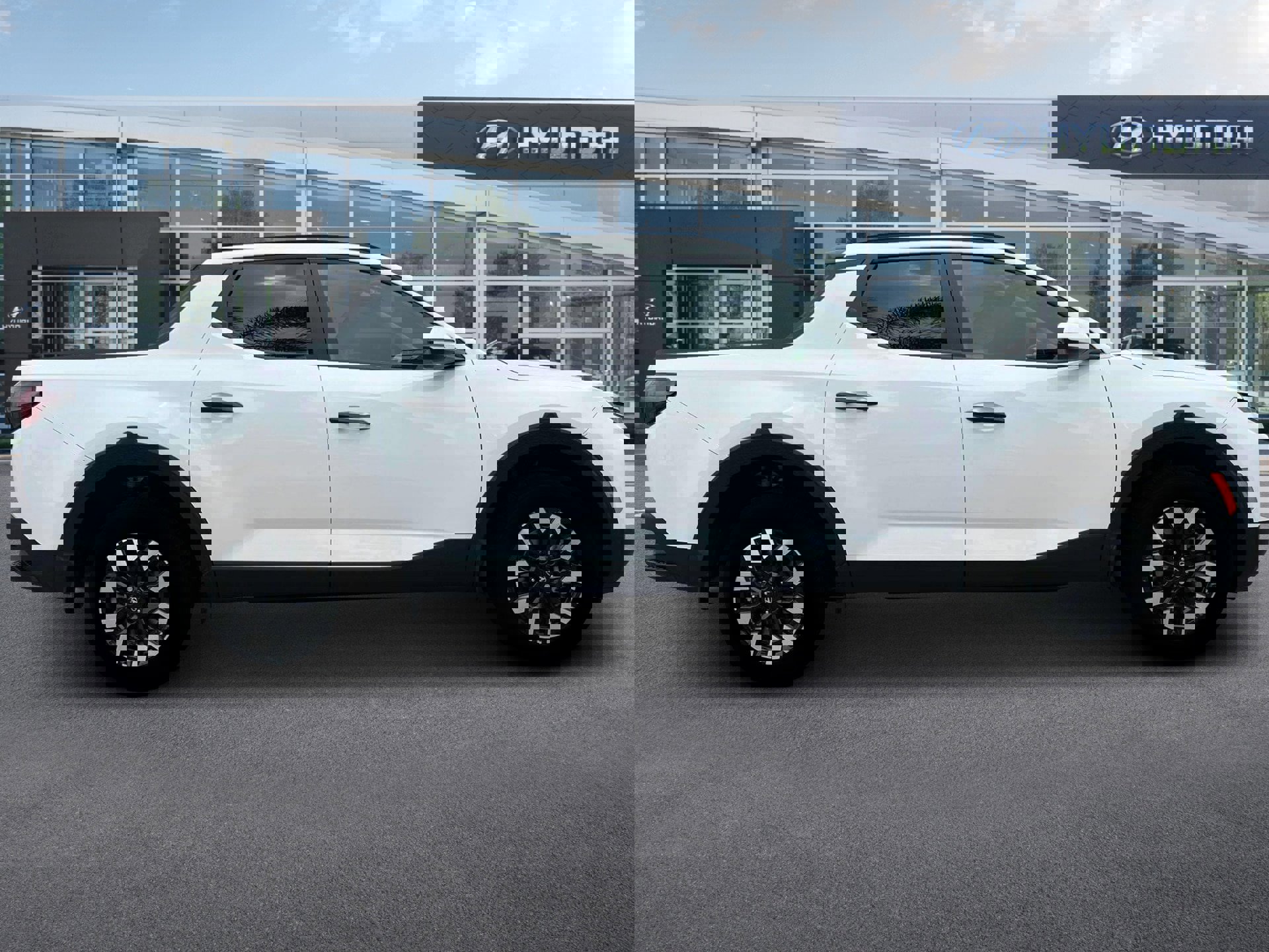 New 2025 Hyundai Santa Cruz SEL image 9