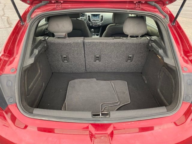 Used 2018 Chevrolet Cruze LT w/ Convenience Package image 19