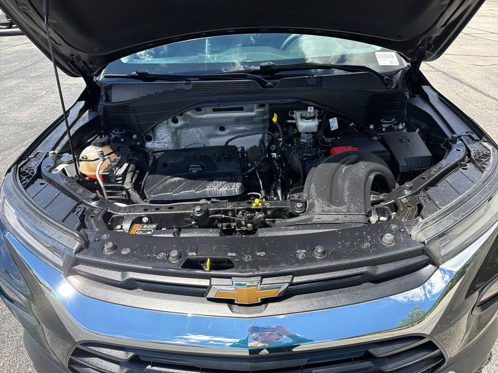Used 2021 Chevrolet TrailBlazer LT AWD/4WD image 26
