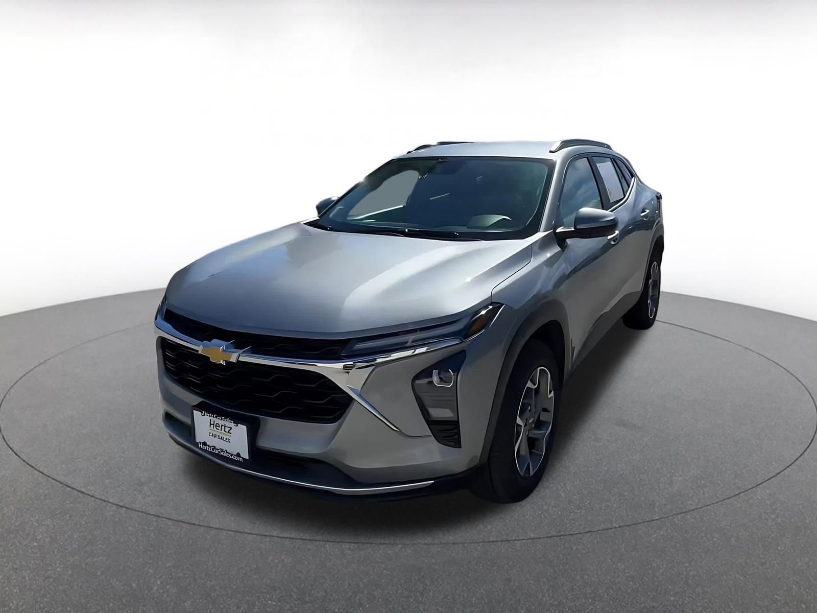 Used 2025 Chevrolet Trax LT image 7