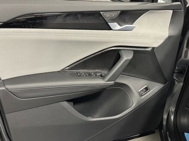 New 2026 Volkswagen Tiguan SE image 19