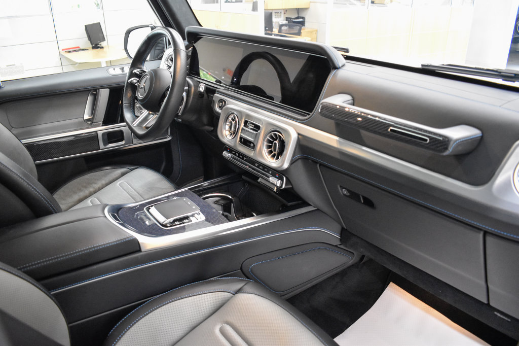 Certified 2025 Mercedes-Benz G 580 w/ EQ Technology image 21