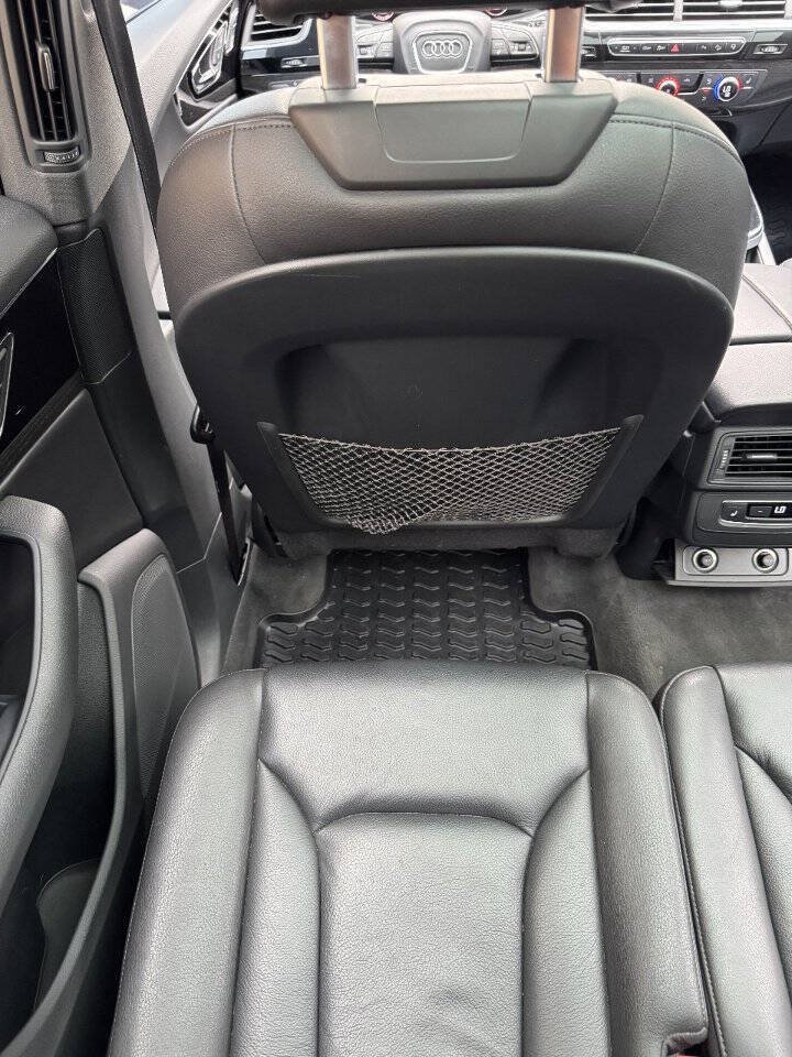 Used 2017 Audi Q7 3.0T Premium Plus AWD/4WD image 29