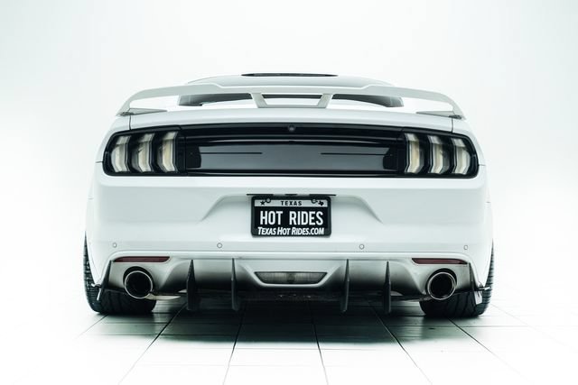 Used 2017 Ford Mustang GT RWD image 16