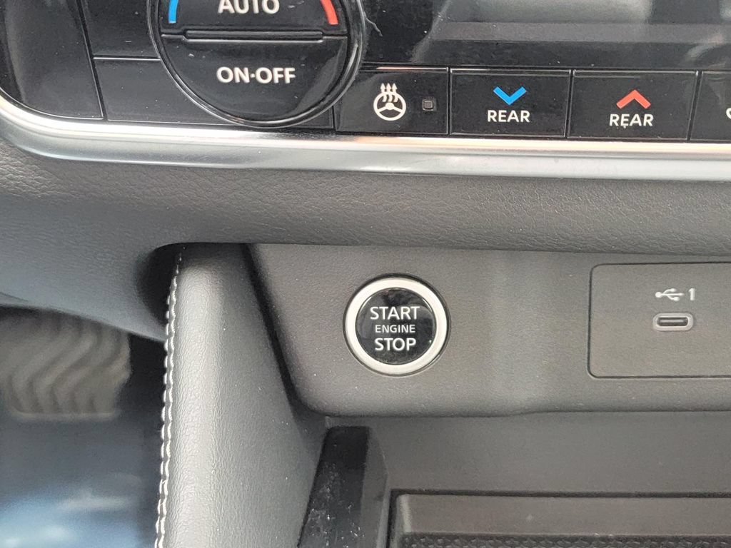 Used 2023 Nissan Rogue SL w/ SL Premium Package AWD/4WD image 28