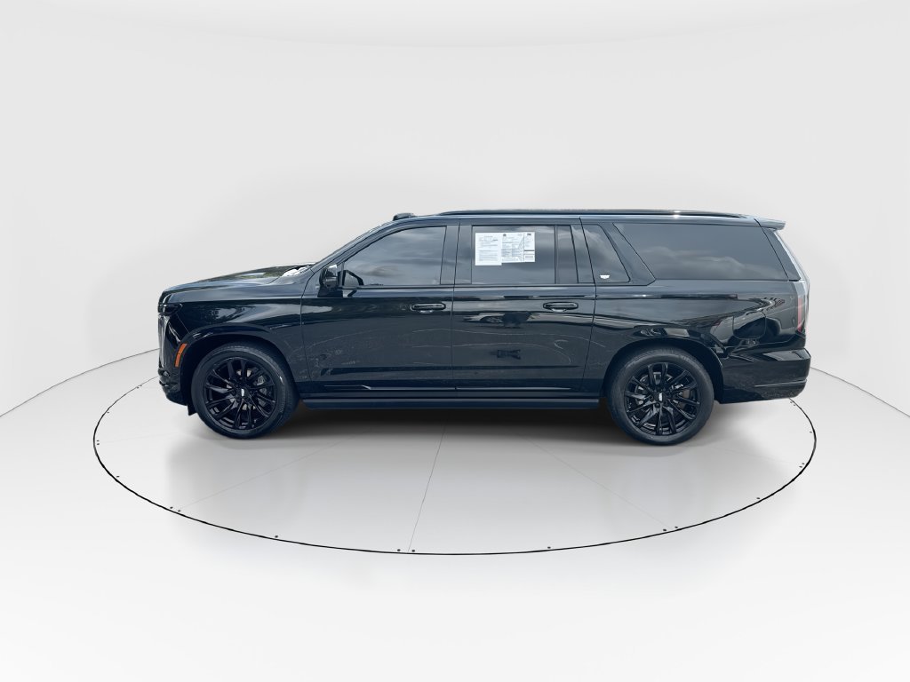 Used 2025 Cadillac Escalade ESV Sport Platinum w/ LPO, Floor Liner Package AWD/4WD image 5