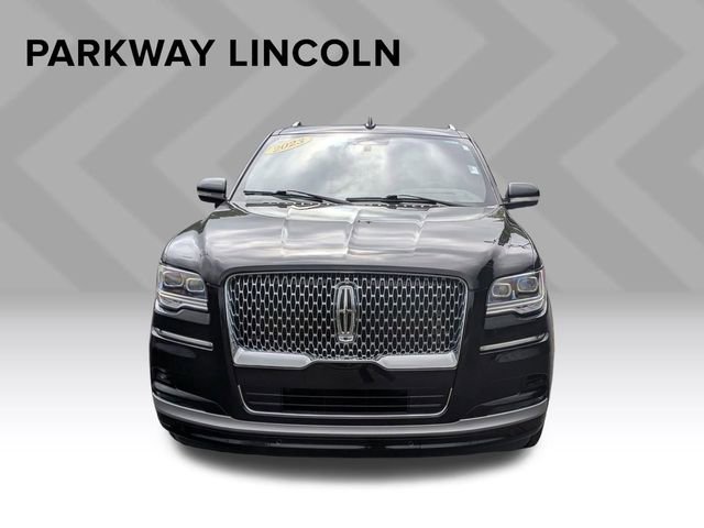 Certified 2023 Lincoln Navigator L Reserve AWD/4WD image 2