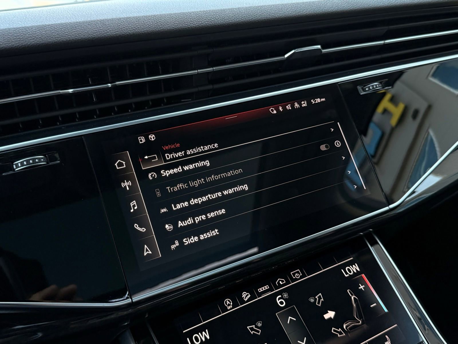 Used 2021 Audi Q7 3.0T Premium Plus image 41