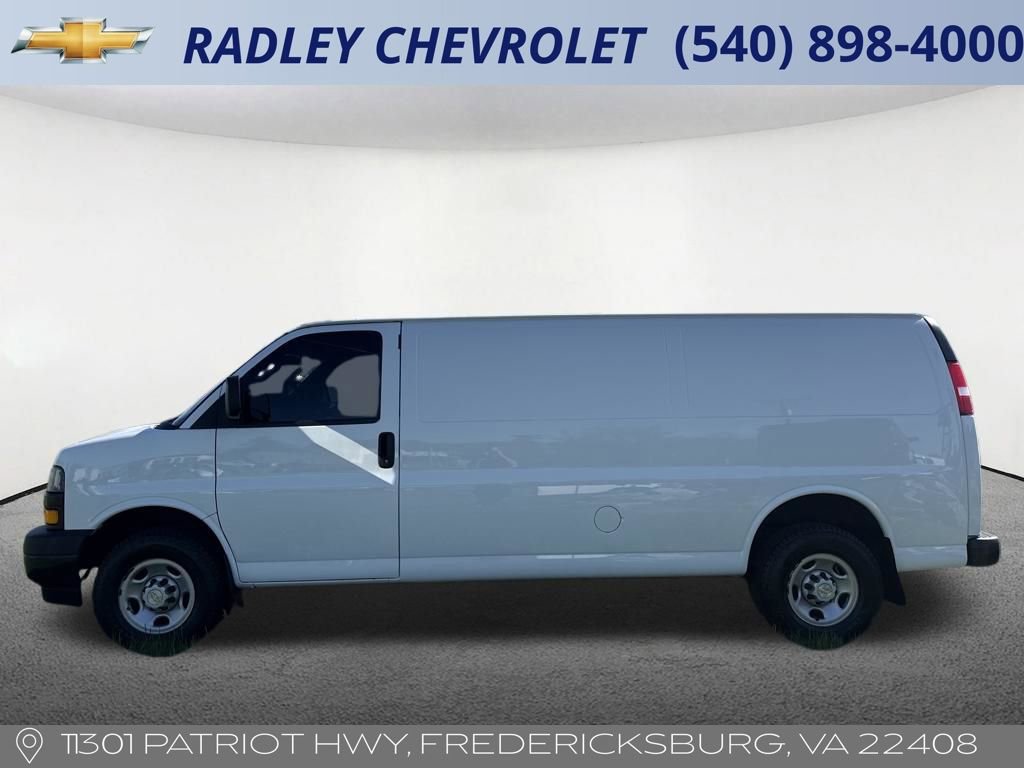 Used 2022 Chevrolet Express 2500 Extended image 13